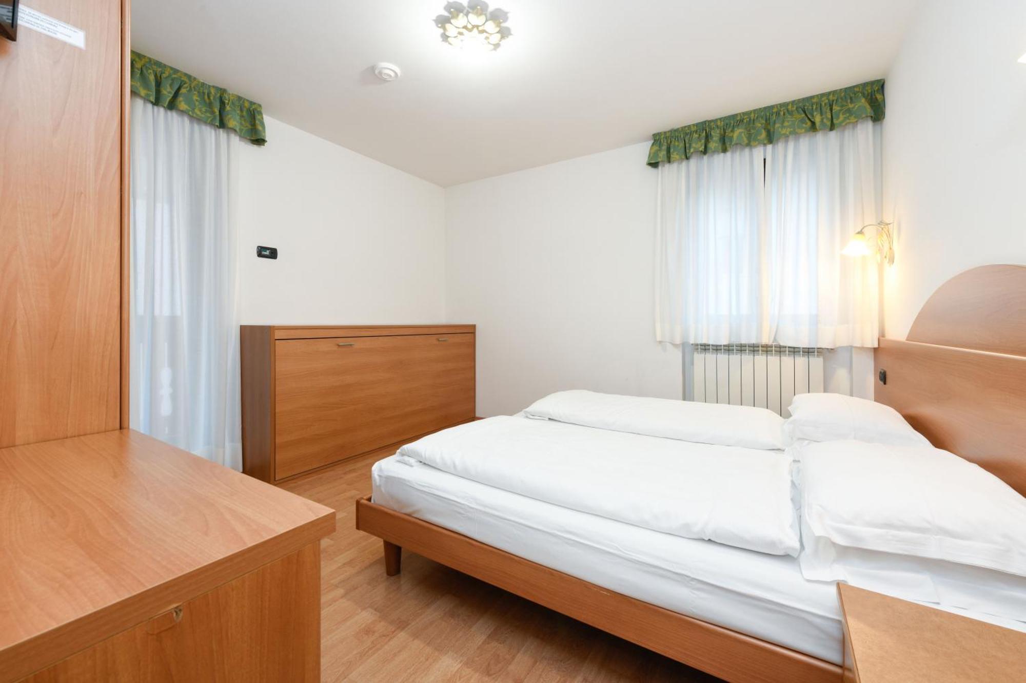 Hotel Denny Pinzolo Kültér fotó