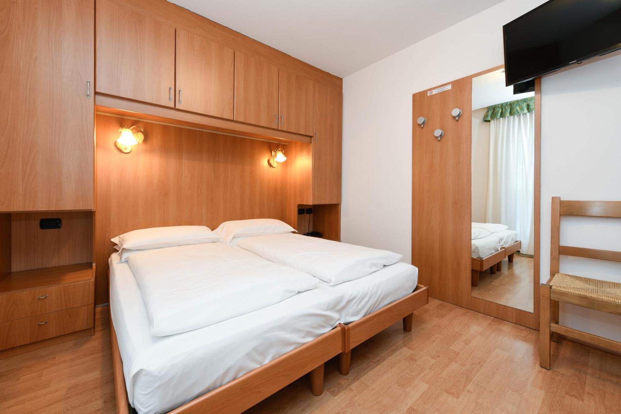 Hotel Denny Pinzolo Kültér fotó